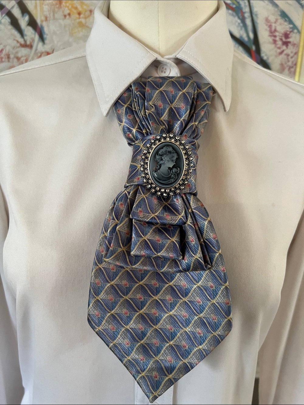 Van Heusen Blue Patterned Fashion Tie Necklace with Cameo Accent